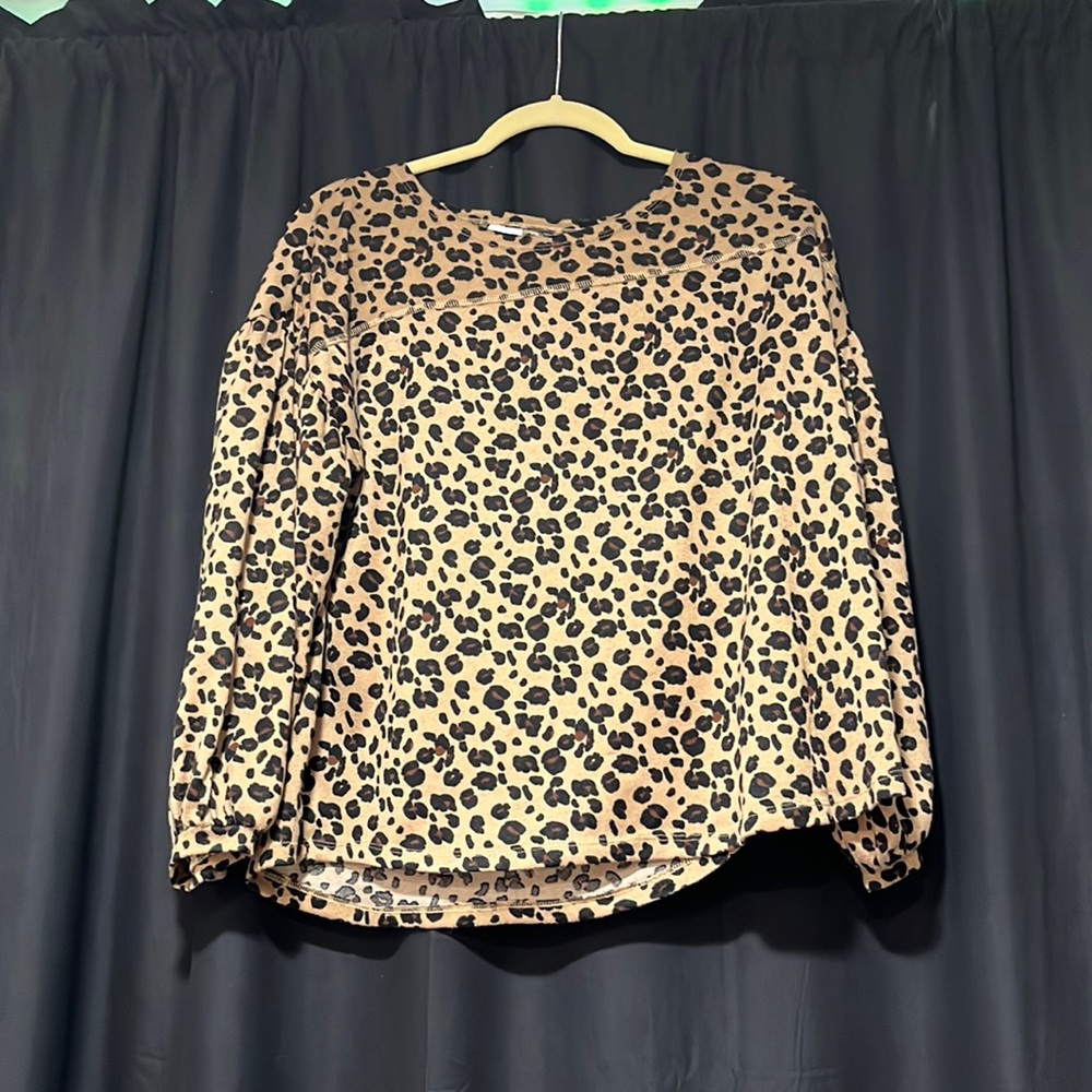 Long Sleeve cheetah Shirt